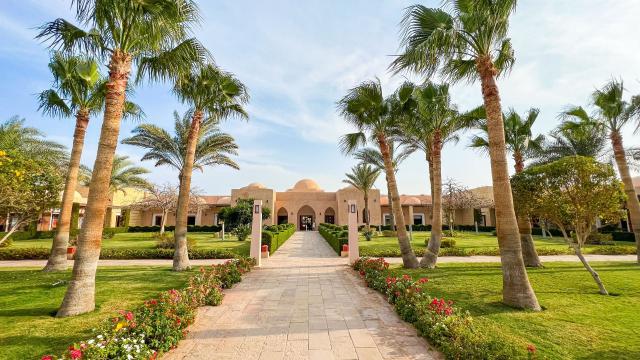 Gemma Beach Resort