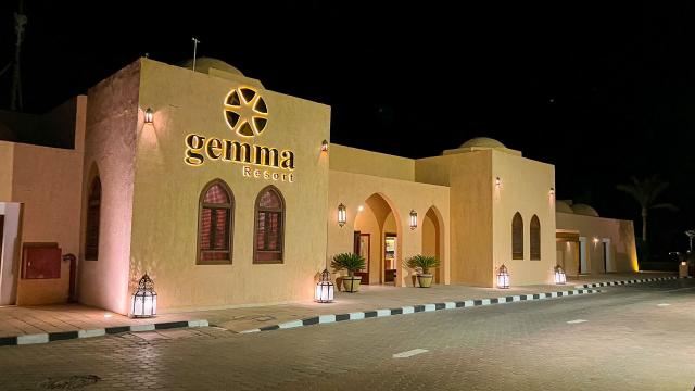 Gemma Beach Resort