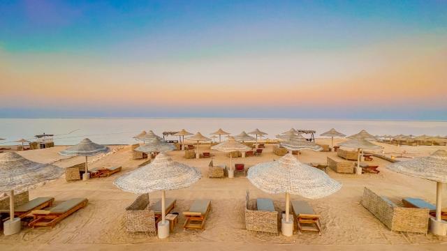 Gemma Beach Resort