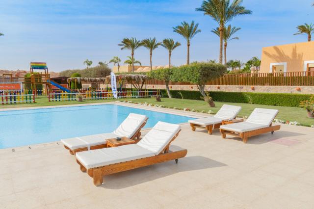Gemma Beach Resort