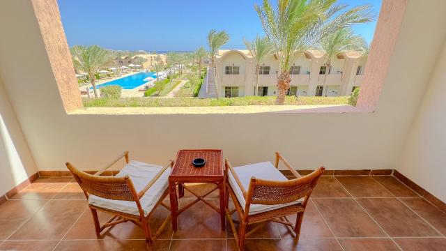 Gemma Beach Resort