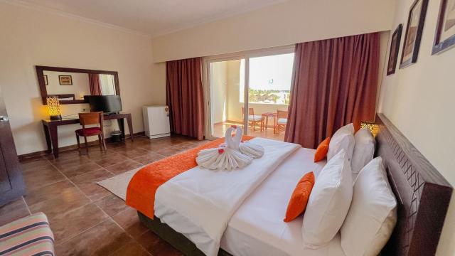 Gemma Beach Resort