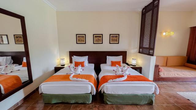 Gemma Beach Resort