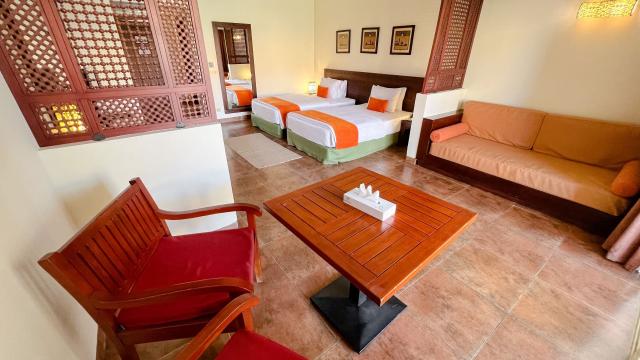 Gemma Beach Resort