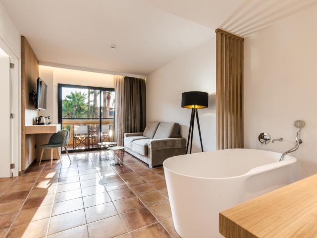 Mon port hotel and Spa
