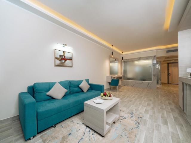 Sirena Beach Resort & Spa