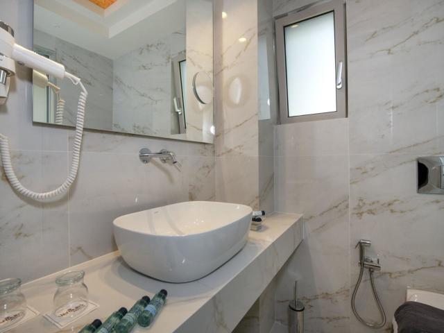 Vantaris Luxury Beach Resort