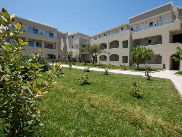 Vantaris Luxury Beach Resort