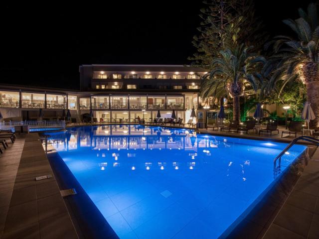 Vantaris Luxury Beach Resort
