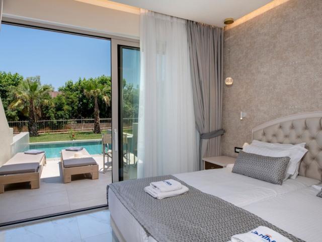Vantaris Luxury Beach Resort