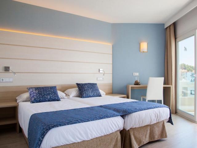 Ola Aparthotel Tomir