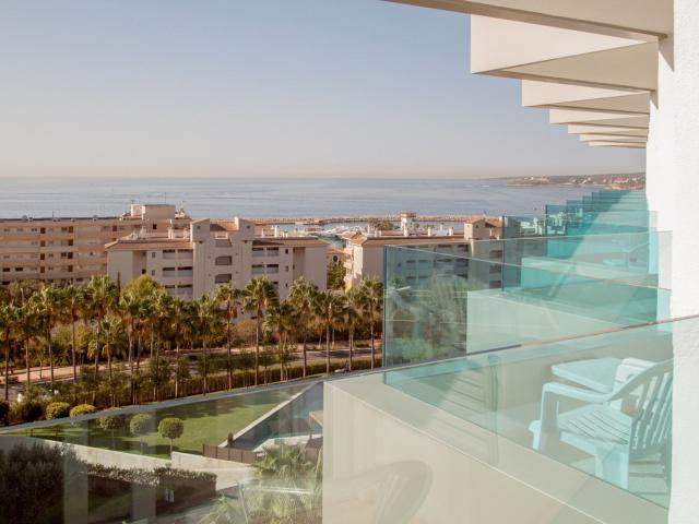 Ola Aparthotel Tomir