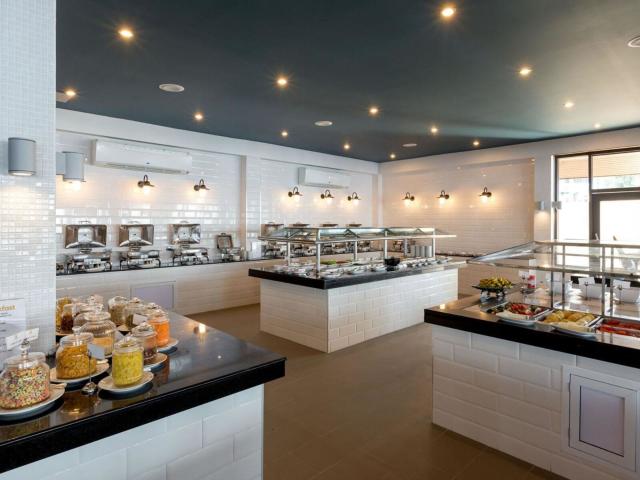 Sunwing Resort & Spa Bangtao Beach
