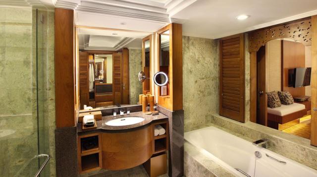 Nusa Dua Beach Hotel & Spa