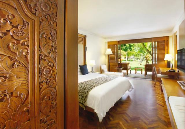 Nusa Dua Beach Hotel & Spa
