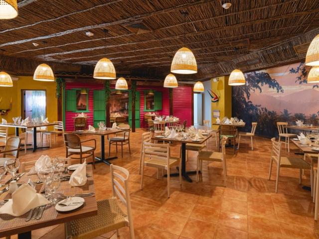 Tropical Princess Beach Resort & Spa