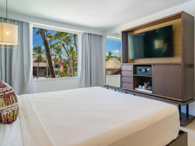 Tropical Princess Beach Resort & Spa