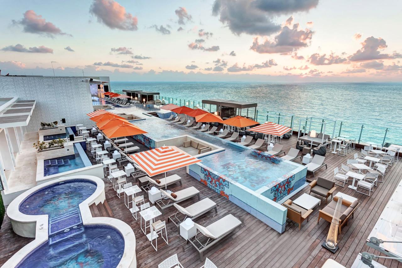 Royalton CHIC Suites Cancun Resort & Spa
