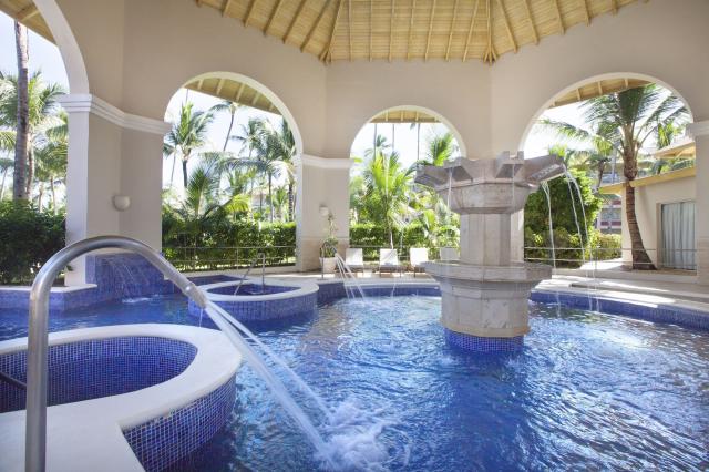 Majestic Colonial