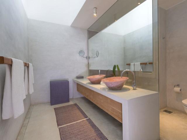 Sri Sharavi Beach Villas & Spa