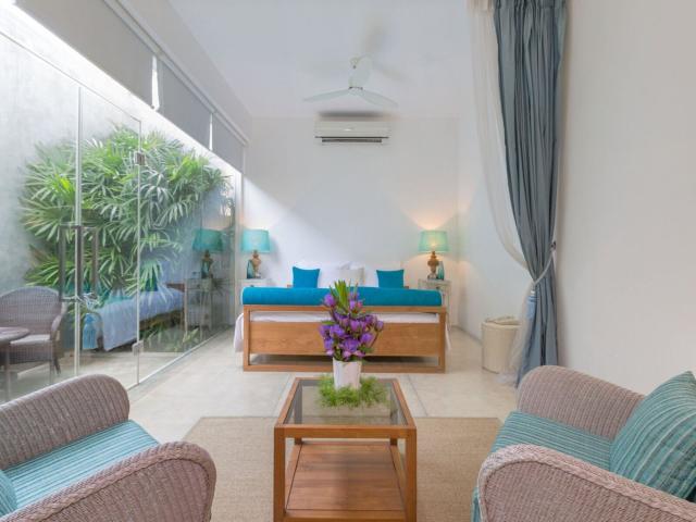 Sri Sharavi Beach Villas & Spa