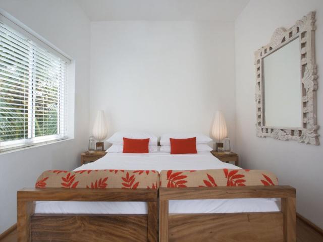 Sri Sharavi Beach Villas & Spa