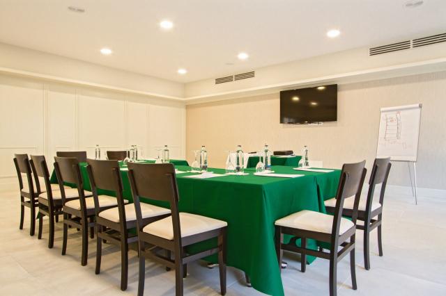 Ereza Dorado Suites