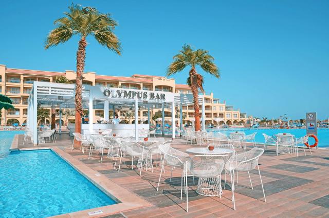 Pickalbatros White Beach resort