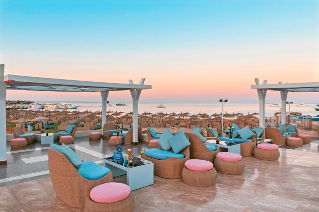 Pickalbatros White Beach resort