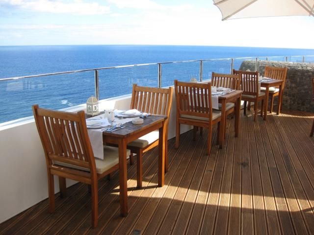 Madeira Regency Cliff