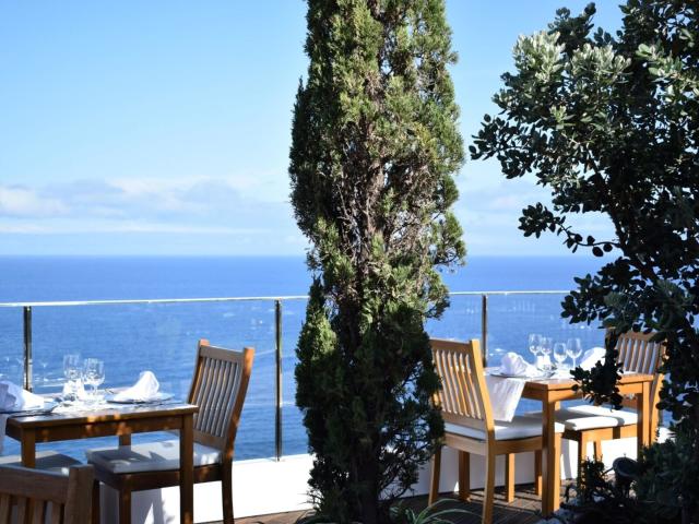 Madeira Regency Cliff