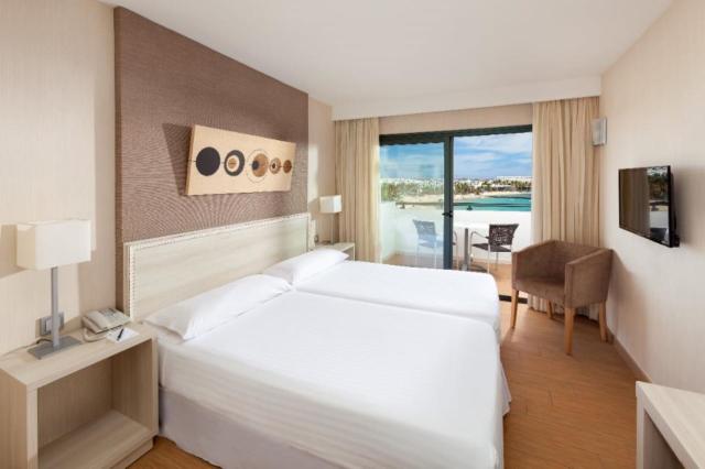 Thb Lanzarote Beach