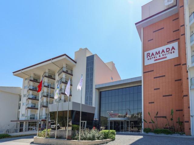 Ramada Hotel & Suites By Wyndham Kusadasi