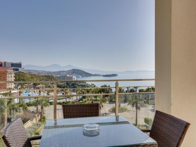 Ramada Hotel & Suites By Wyndham Kusadasi