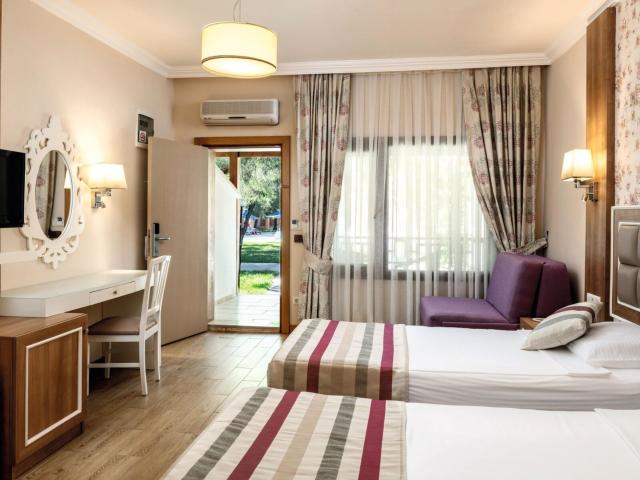 Kustur Club Holiday Village