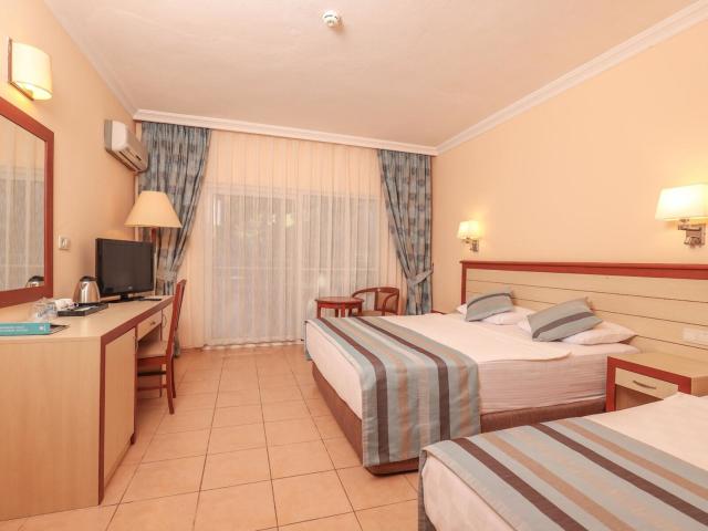 Kustur Club Holiday Village