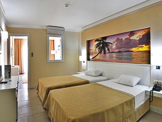Batihan Beach Resort & Spa
