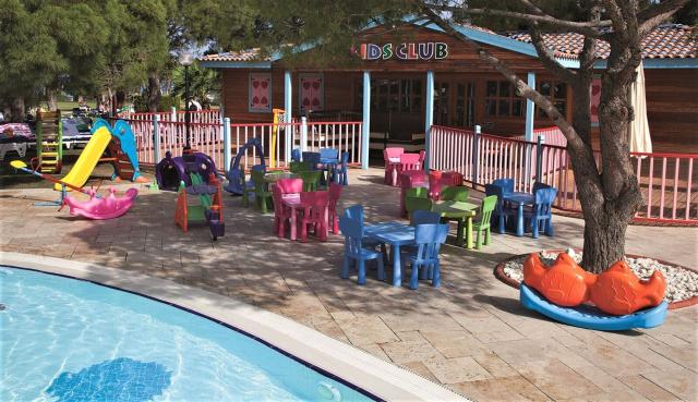 Batihan Beach Resort & Spa