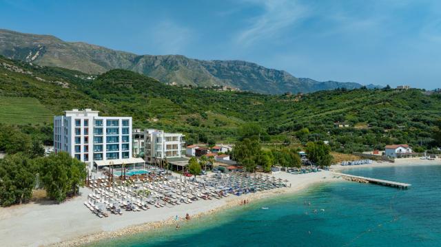 Morina Beach