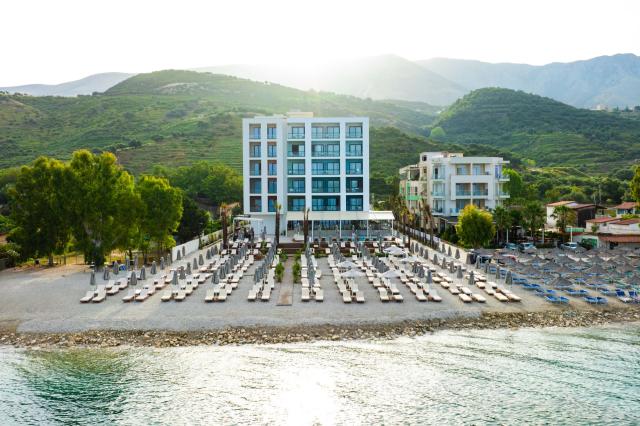 Morina Beach