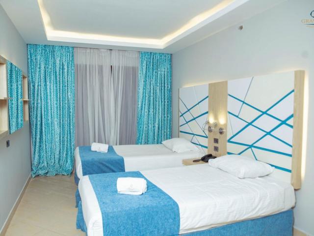 Gravity Hotel & Aqua Park