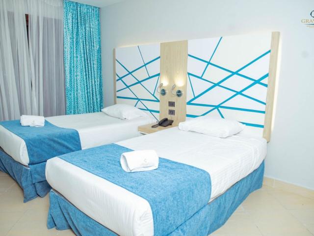 Gravity Hotel & Aqua Park