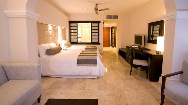 Grand Riviera Princess / Grand Sunset Princess