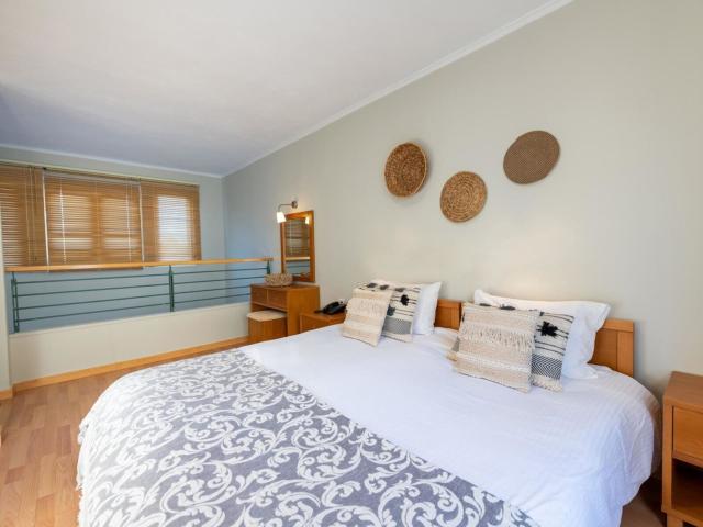 Ekati Mare Boutique
