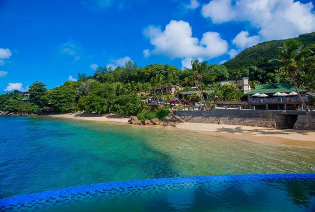 Coco de Mer & Black Parrot Suites