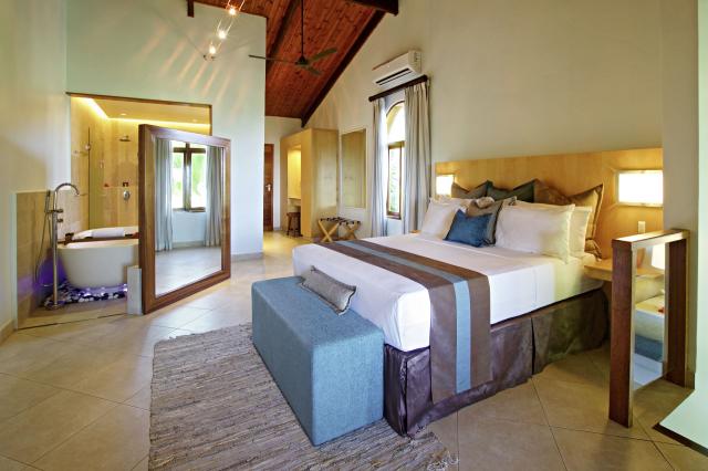 Coco de Mer & Black Parrot Suites