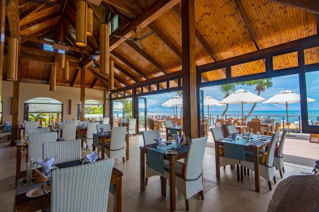 Coco de Mer & Black Parrot Suites