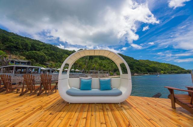 Coco de Mer & Black Parrot Suites