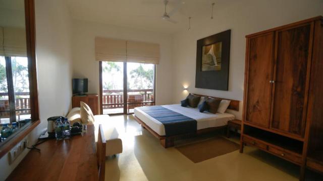 Pandanus Beach Resort & Spa