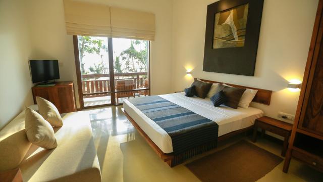 Pandanus Beach Resort & Spa